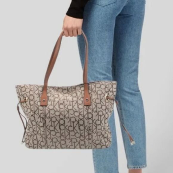 NEW VTG Calvin Klein 205W39NYC Top Handle Tote Bag Tan/Brown Logo Canvas Purse - Picture 2 of 7